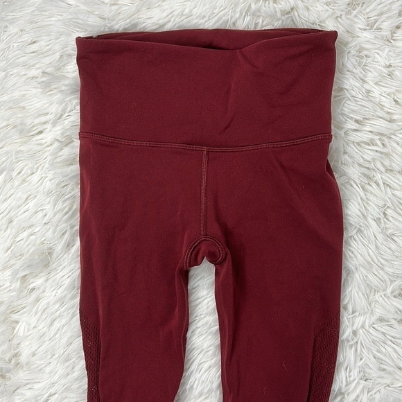 Lululemon Reveal 7/8 Tight Deep Rouge - Picture 2 of 6